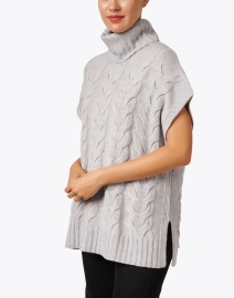 Front image thumbnail - Kinross - Grey Cable Knit Wool Cashmere Popover