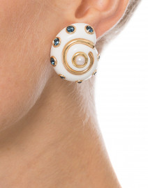 Pearl with Sapphire Dotted Snail Clip Earrings
