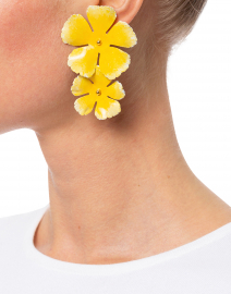 Clio Buttercup Yellow Flower Earring