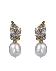 Solanales Crystal Pearl Earrings