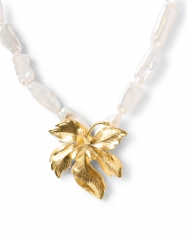 Front image thumbnail - Peracas - Toscana Gold and Pearl Necklace
