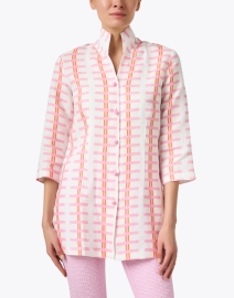 Front image thumbnail - Connie Roberson - Rita Pink Print Linen Jacket
