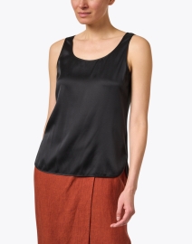 Front image thumbnail - Max Mara Leisure - Pan Black Silk Tank
