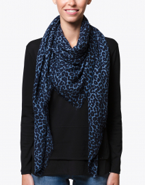 Scrigno Blue Leopard Printed Wool Scarf