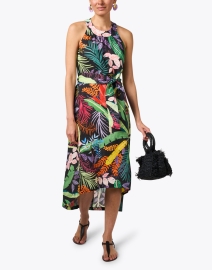 Look image thumbnail - 120% Lino - Black Tropical Print Linen Dress