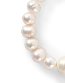 Front image thumbnail - Nest - Baroque Pearl Stretch Bracelet