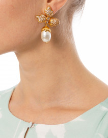 Gold Pave Leaf Acorn Pearl Earring