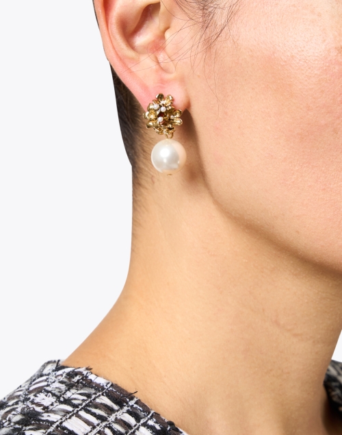 Flower Gold and Pearl Drop Earrings