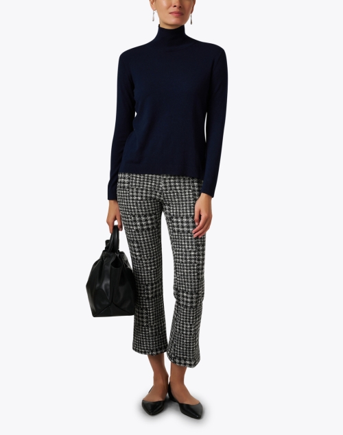 Leo Black and White Boucle Check Print Pull On Pant