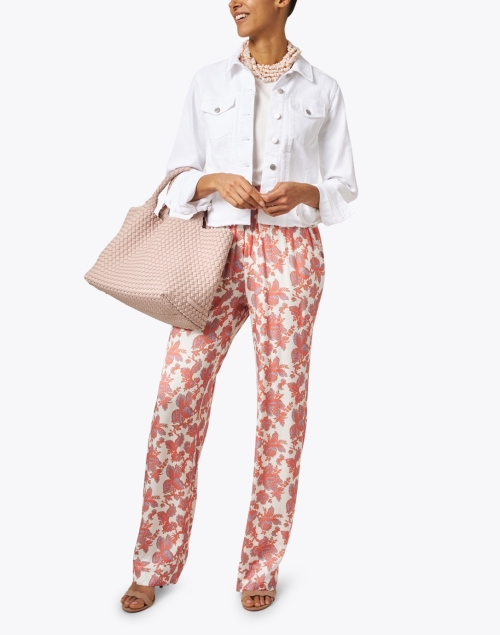 Look image - Chloe Kristyn - Coral and White Floral Pant