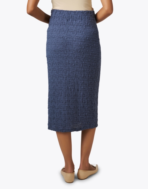 Back image - Vince - Blue Smocked Midi Skirt