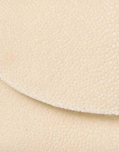 Fabric image - J Markell - Baby Grande Ivory Stingray Clutch