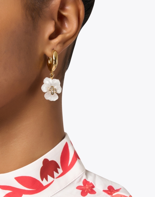 White Pansy Lucite Flower Drop Earrings