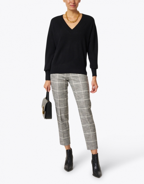 Look image - White + Warren - Black Cashmere Sweater
