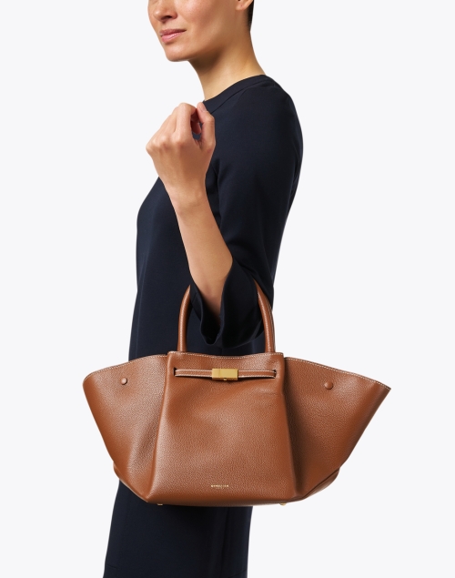 Look image - DeMellier - New York Brown Contrast Stitch Leather Tote