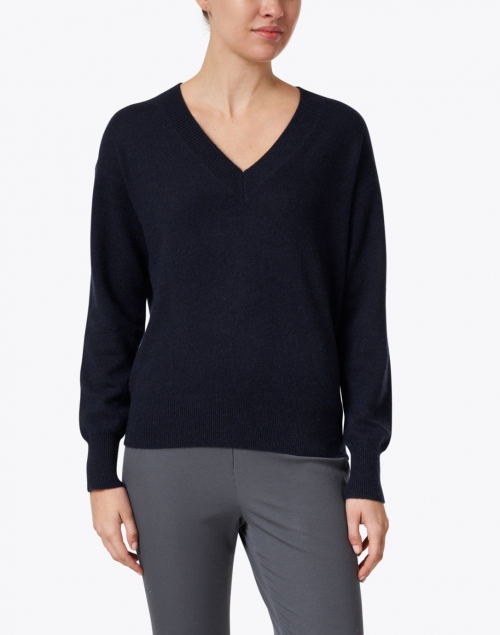 Front image - White + Warren - Deep Navy Essential Cashmere Sweater