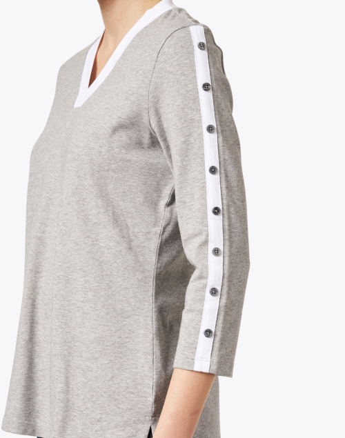 Extra_1 image - E.L.I. - Grey and White Cotton Top
