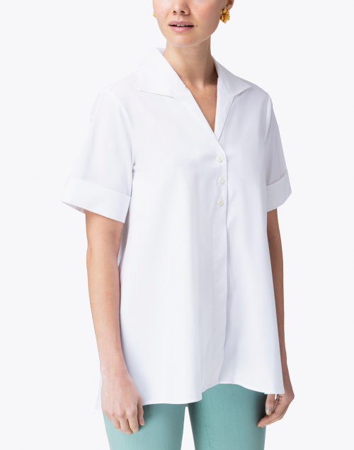 Front image - Hinson Wu - Betty White Short Sleeve Button Down Stretch Cotton Shirt