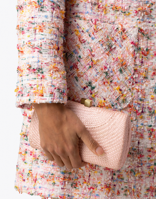 Look image - SERPUI - Farah Peach Pink Buntal Bag