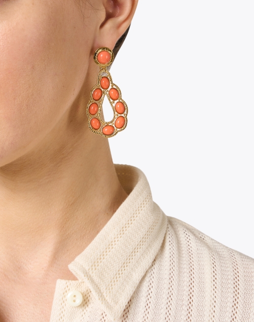 Look image - Kenneth Jay Lane - Gold and Coral Teardrop Earrings