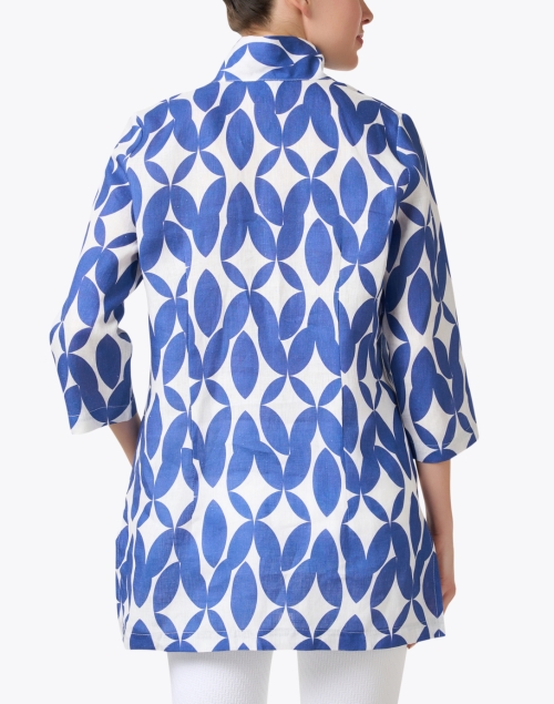 Back image - Connie Roberson - Rita Blue Print Linen Jacket