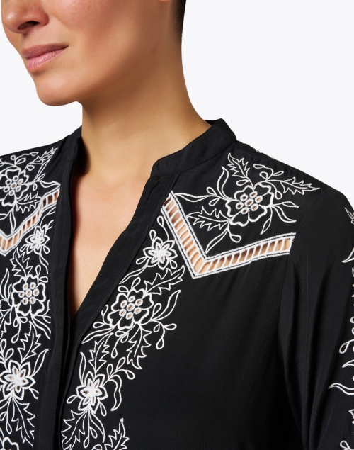 Extra_2 image - Figue - Paola Black Embroidered Kaftan