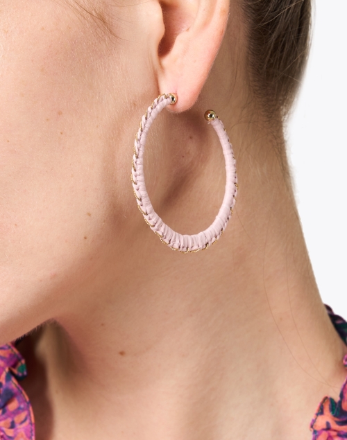 Look image - Gas Bijoux - Belo Pink Raffia Hoop Earrings
