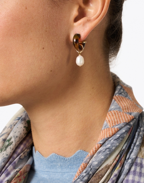 Look image - Mignonne Gavigan - Kayle Tortoise and Pearl Drop Hoop Earrings