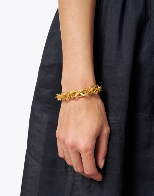 Gold Circular Rounded Chain Link Bracelet