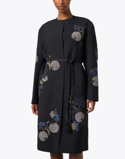 Front image - Lafayette 148 New York - Lowden Black Embroidered Wool Silk Coat