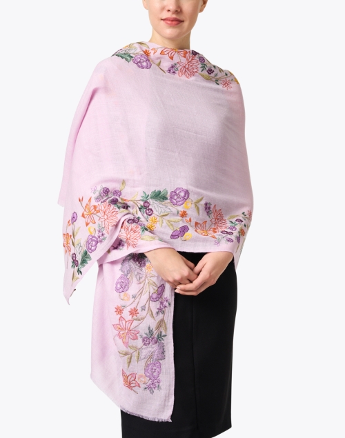 Look image - Janavi - Lilac Pink Floral Embroidered Wool Scarf