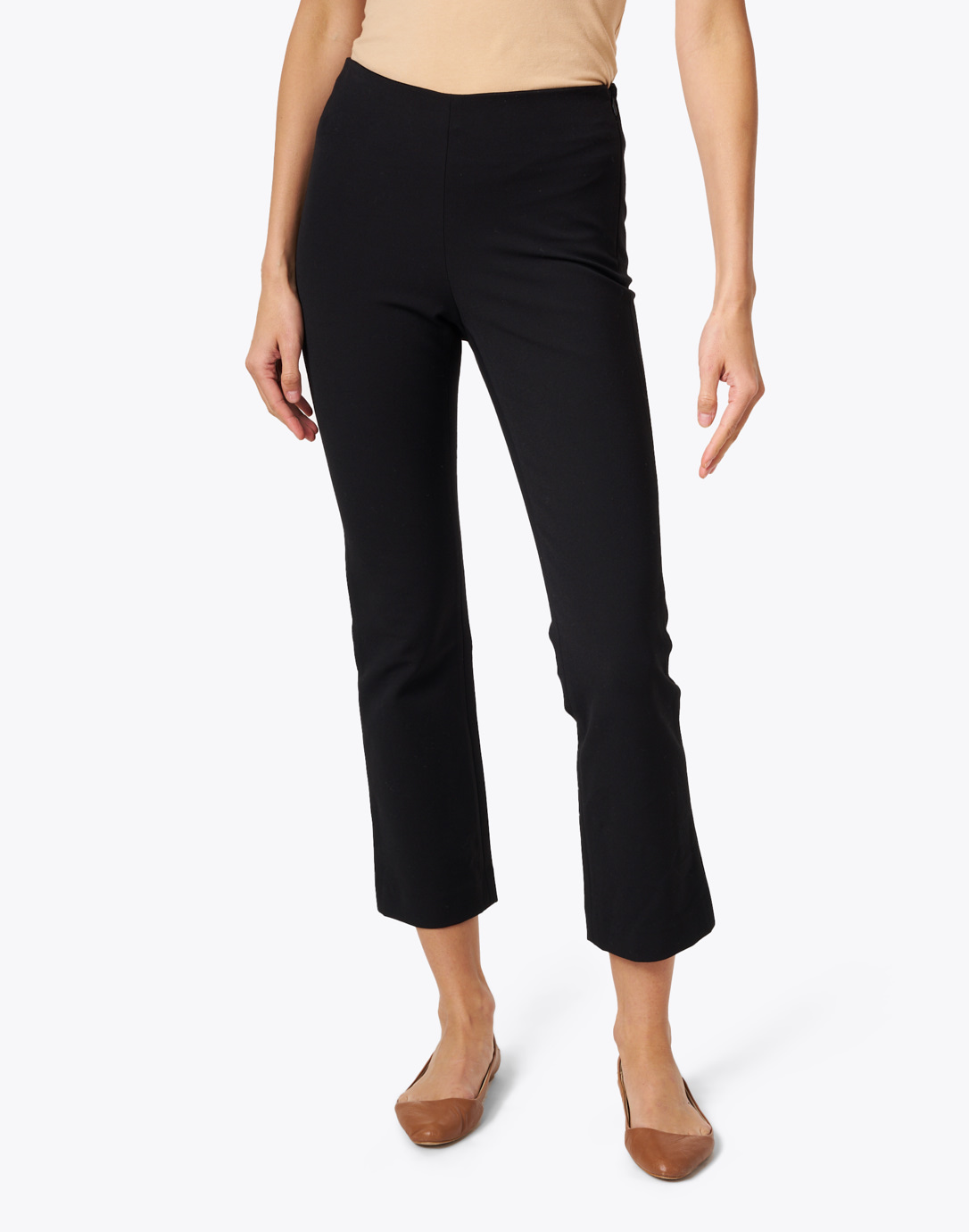 Stretch-Cotton Boot-Cut Trouser in Vince Products Women